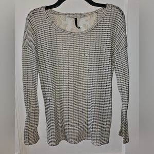 Knitted Scoop Neck Sweater